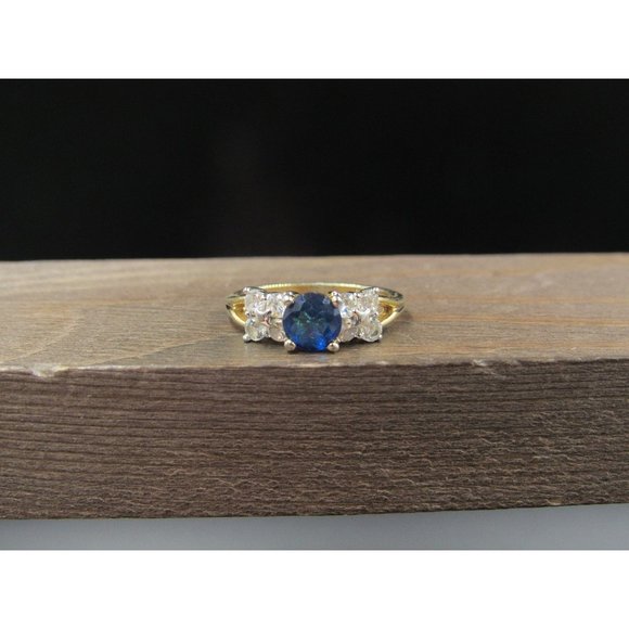 Size 7 Gold Tone Worn Blue Glass And Clear CZ Band Ring Vintage Statement - Picture 1 of 7
